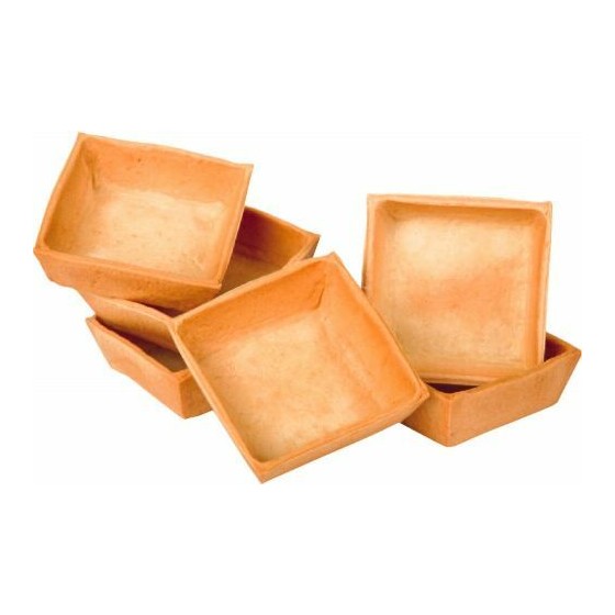 Bouchée cassolette au beurre 8 x 8 x 3 cm - par 24 Bouchée cassolette au beurre 8 x 8 x 3 cm - par 24