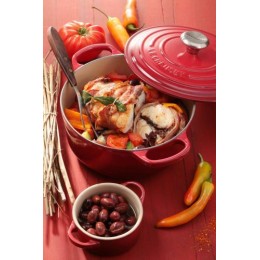 Cocotte fonte signature ronde cerise Le Creuset ø 28 cm