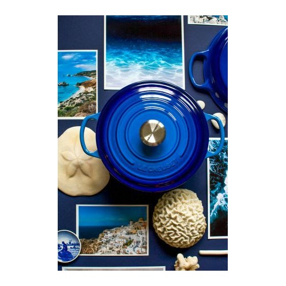 Cocotte en Fonte Ronde 26 cm Azur Le Creuset Signature - Cocottes en fonte  couleur Marseille (bleu ciel)vente achat achete