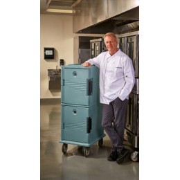 Chariot conteneur isotherme UPC800 Ultra Camcart Cambro 117 L