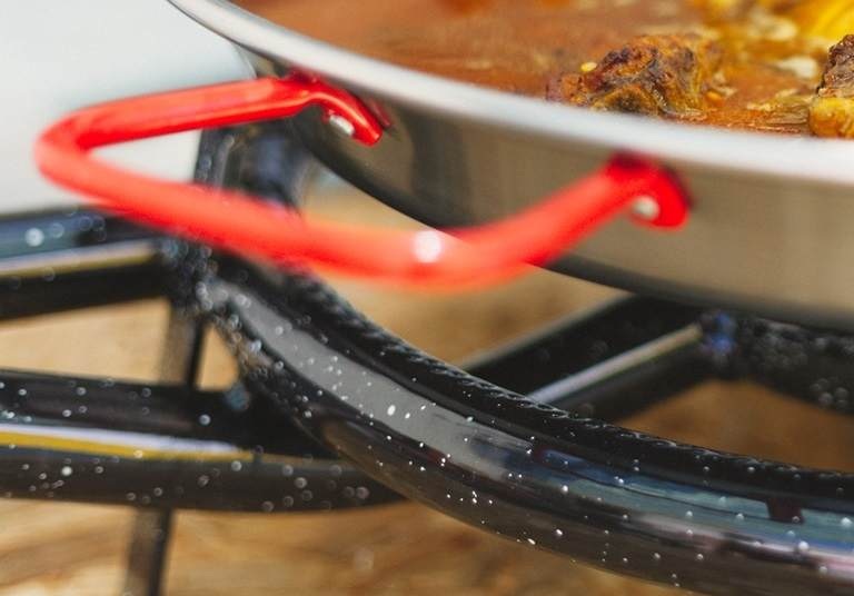 Utilisation d'un plat à paella